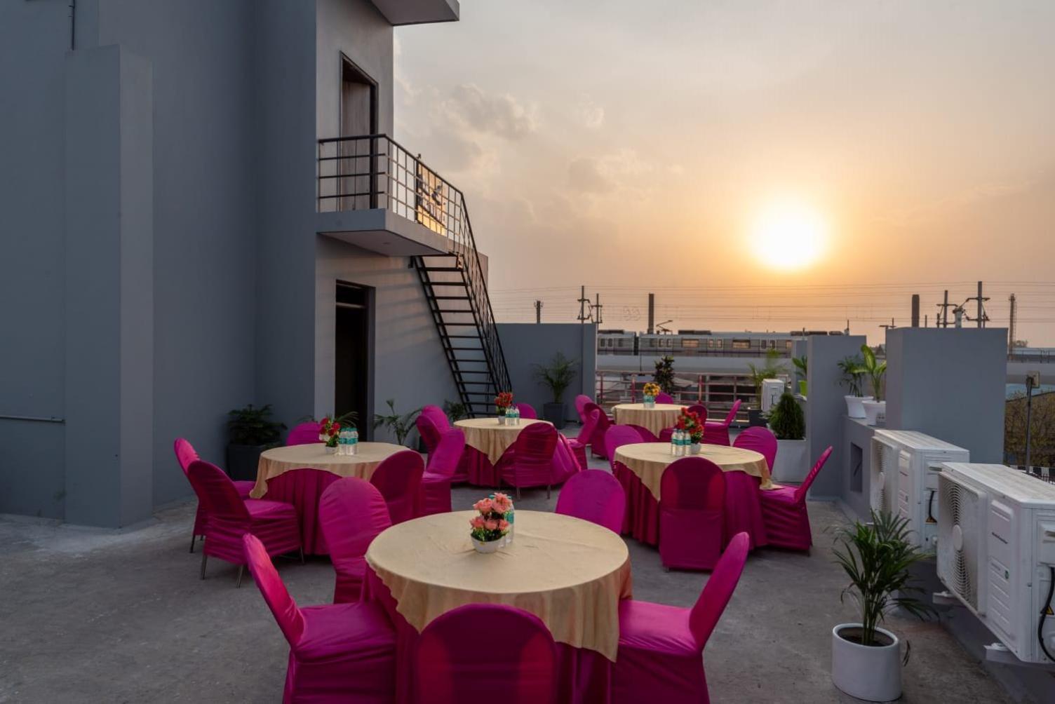 The Setu Hotel & Resorts 法里达巴德 外观 照片
